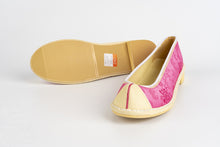 Load image into Gallery viewer, Korean Traditional Brocade Flower Shoes (Deep Pink) the king&#39;s affection
