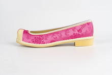 Load image into Gallery viewer, Korean Traditional Brocade Flower Shoes (Deep Pink) the king&#39;s affection
