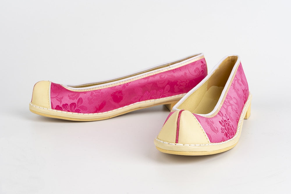 Korean Traditional Brocade Flower Shoes (Deep Pink) the king's affection
