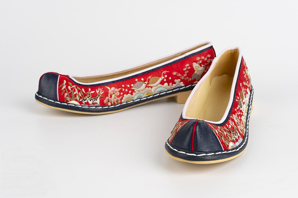 Korean Traditional Embroidery Flower Shoes (Spring)