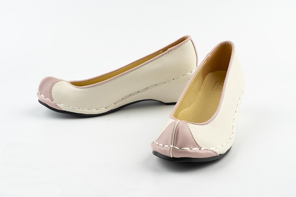 Korean Traditional Leather Flower Shoes (Ivory)