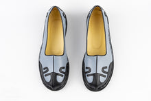 Load image into Gallery viewer, Korean Traditional Shoes (Blue)
